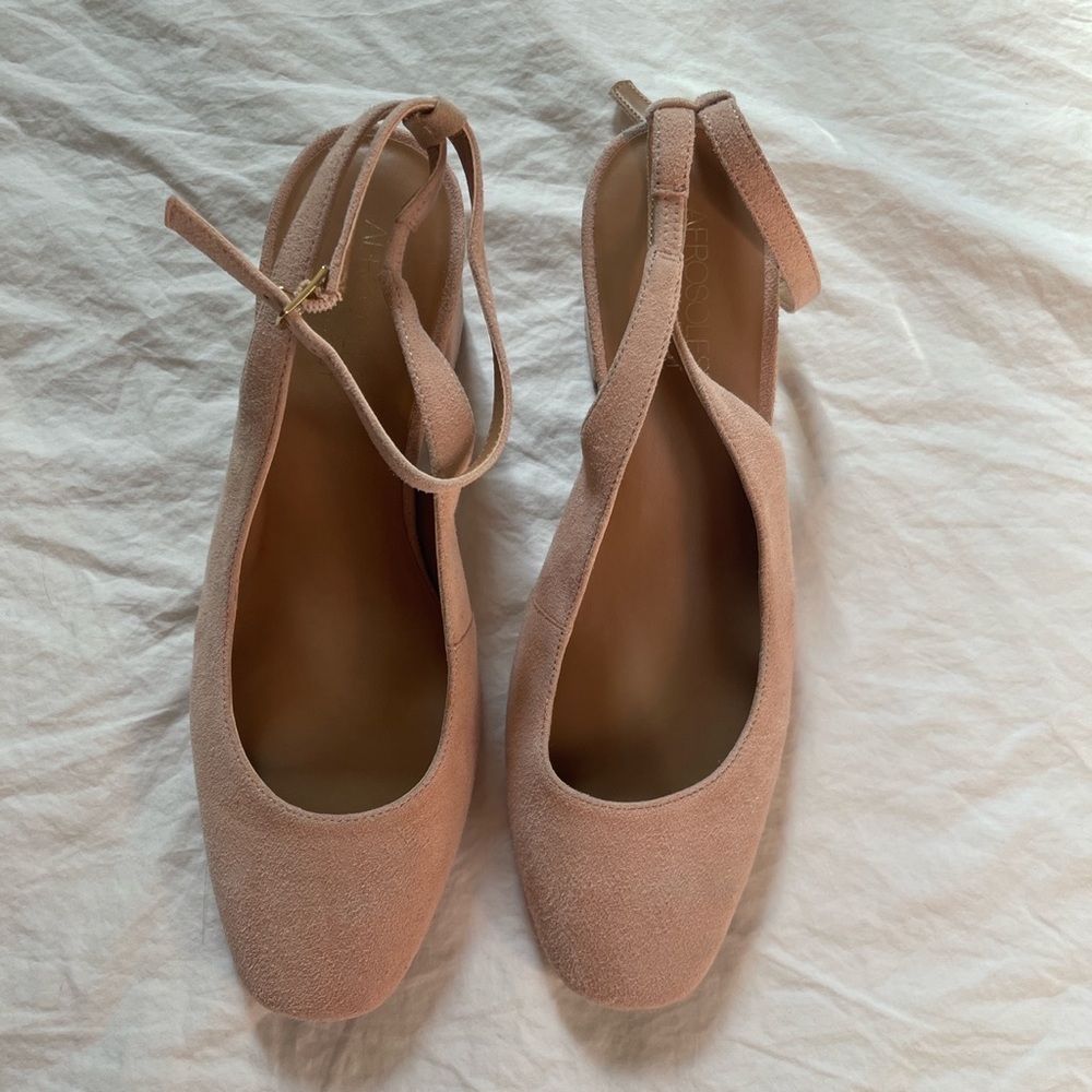 NWOT Aerosoles Chunky Heel Pumps Shoes